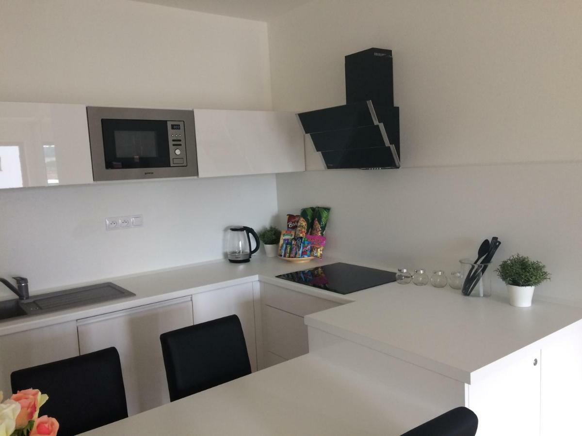 Apartman Dara Ліпно-над-Влтавою Екстер'єр фото